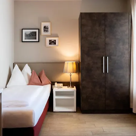 ホテル City Hotel Merano 4*