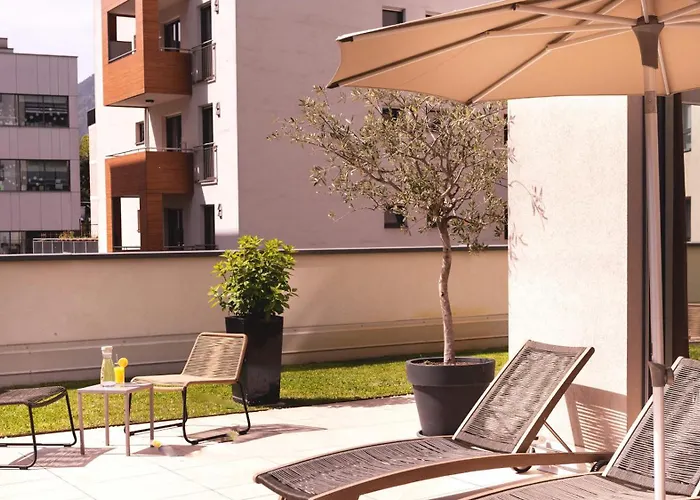 City Hotel Merano Otel 4*