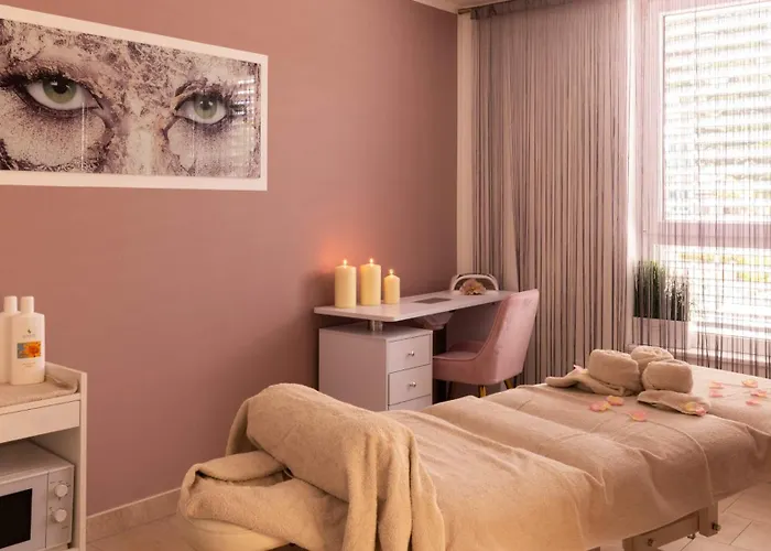 City Hotel Merano Otel